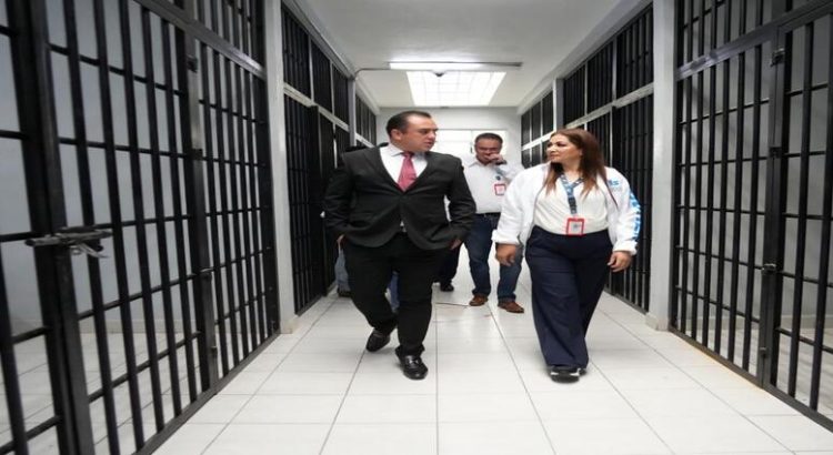 CODHEM supervisa juzgados cívicos y centro penitenciario en Neza