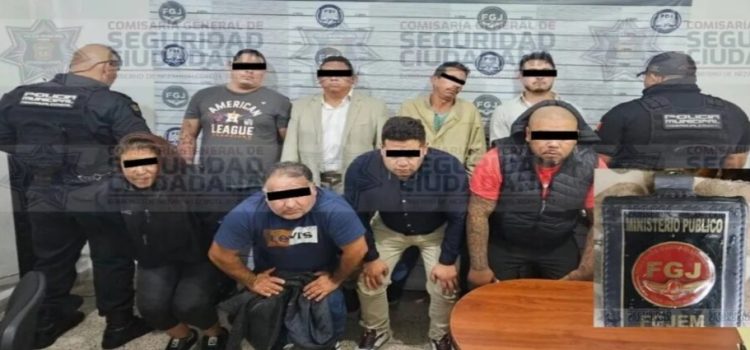 Detienen a falsos elementos de la FGJE en Neza