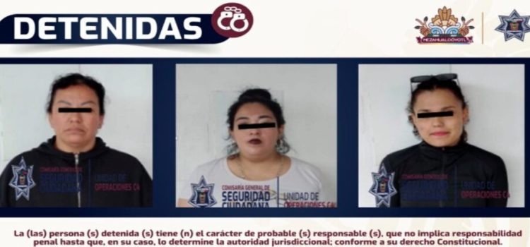 Detienen a 3 mujeres por presunto despojo en Neza