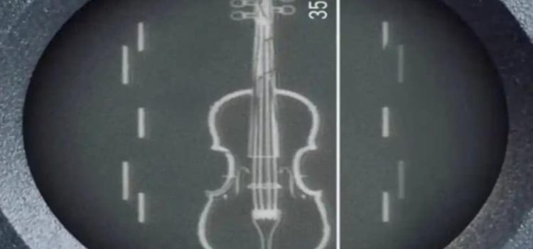Crean violín microscópico … más delgado que un cabello humano