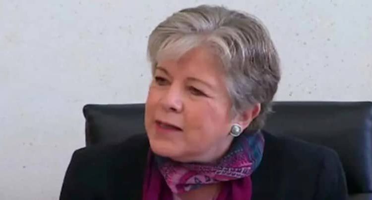 Se destapa Alicia Bárcena