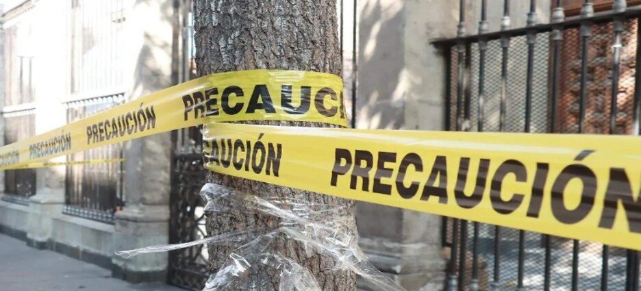 Investigan homicidio en la colonia Valle de Aragón en Neza