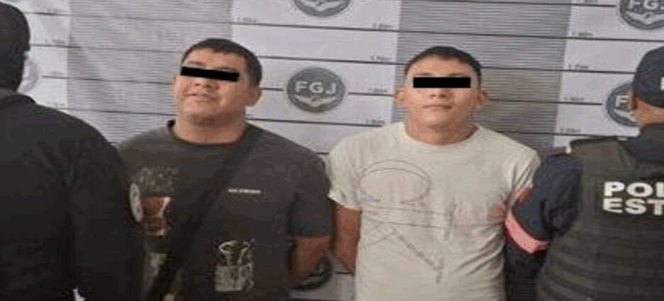 Detienen a 2 hombres con droga y arma de fuego en Nezahualcóyotl