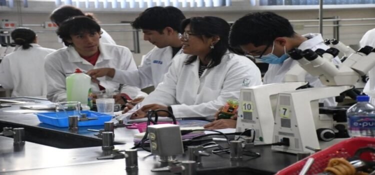 Invitan a estudiantes de Nezahualcóyotl a conocer la Facultad de Ciencias de la UNAM