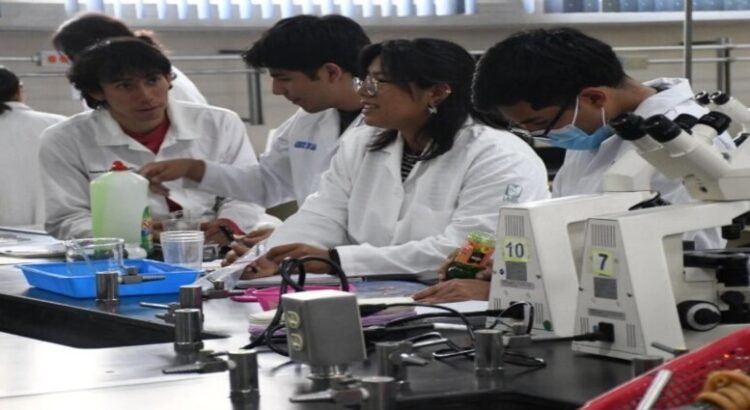 Invitan a estudiantes de Nezahualcóyotl a conocer la Facultad de Ciencias de la UNAM