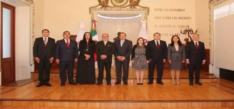 Reestructuración interna del Poder Judicial del Edomex busca mejorar enlace con juzgados y otras instituciones Reestructuración interna del Poder Judicial del Edomex busca mejorar enlace con juzgados y otras instituciones