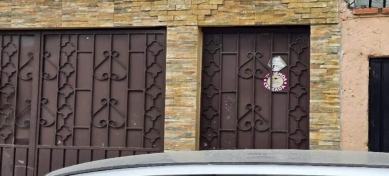 Habitantes de Nezahualcóyotl reclaman falta de entrega de apoyos tras inundaciones