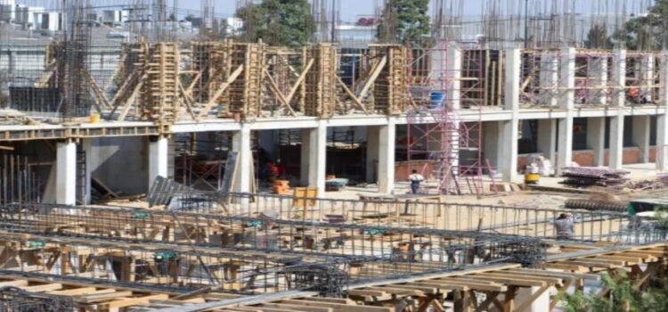 Registran avances históricos de infraestructura en Neza