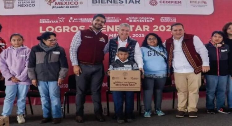 Entregan apoyos a mujeres y niños de Neza Entregan apoyos a mujeres y niños de Neza