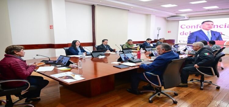 Disminuyen feminicidios y robo a transporte en Edomex Disminuyen feminicidios y robo a transporte en Edomex