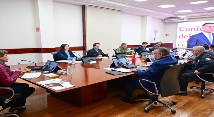 Disminuyen feminicidios y robo a transporte en Edomex Disminuyen feminicidios y robo a transporte en Edomex