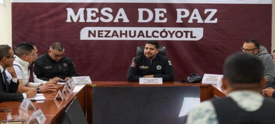 Reforzarán para este 2026 apoyo a escuelas en Neza