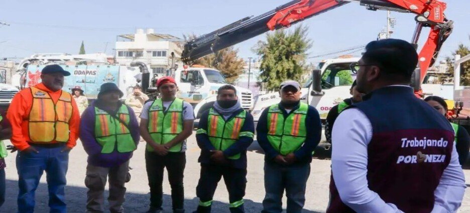 Renuevan maquinaria para enfrentar riesgos de inundación en Neza