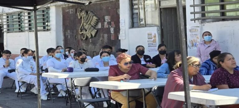 Habitas de Neza reciben capacitación en toma de signos vitales