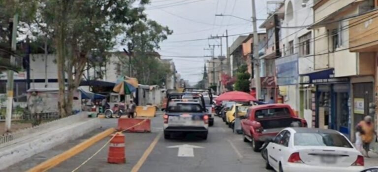 Denuncian acaparamiento en calles de Nezahualcóyotl