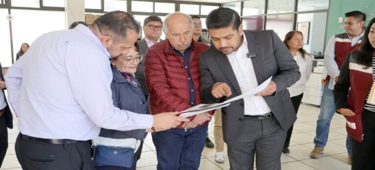 Evalúan predio para abrir "Universidad Rosario Castellanos" en Neza